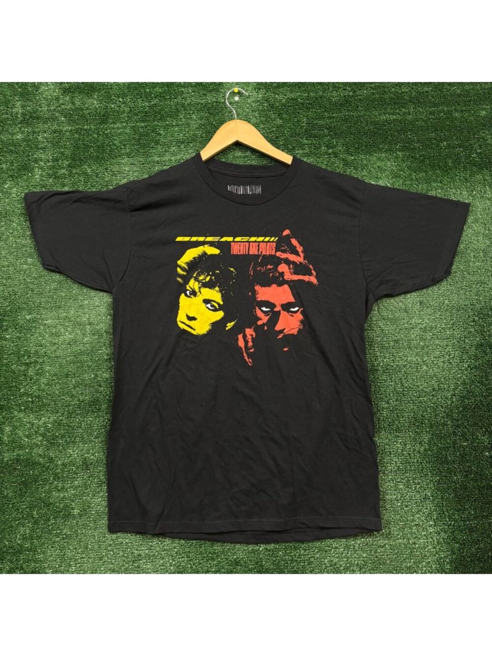 Twenty One Pilots Breach Color Splash T-Shirt Size Large